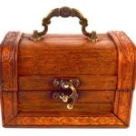 4 in. x 5 1/2 in. x 3 3/4 in. antique wood box