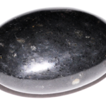 Tourmailne, Black palm stone